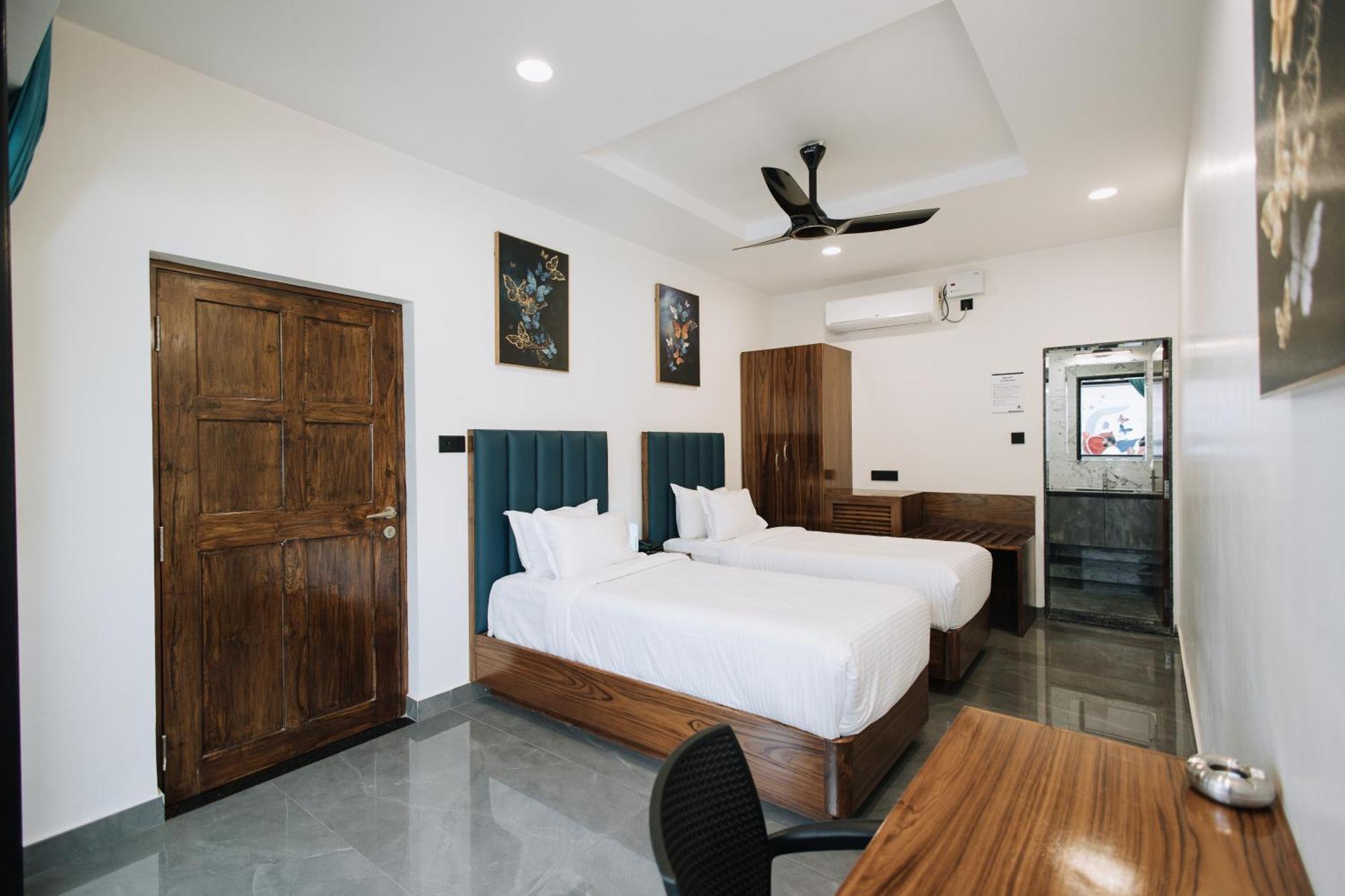 Anjuna Blue Resort Exterior foto