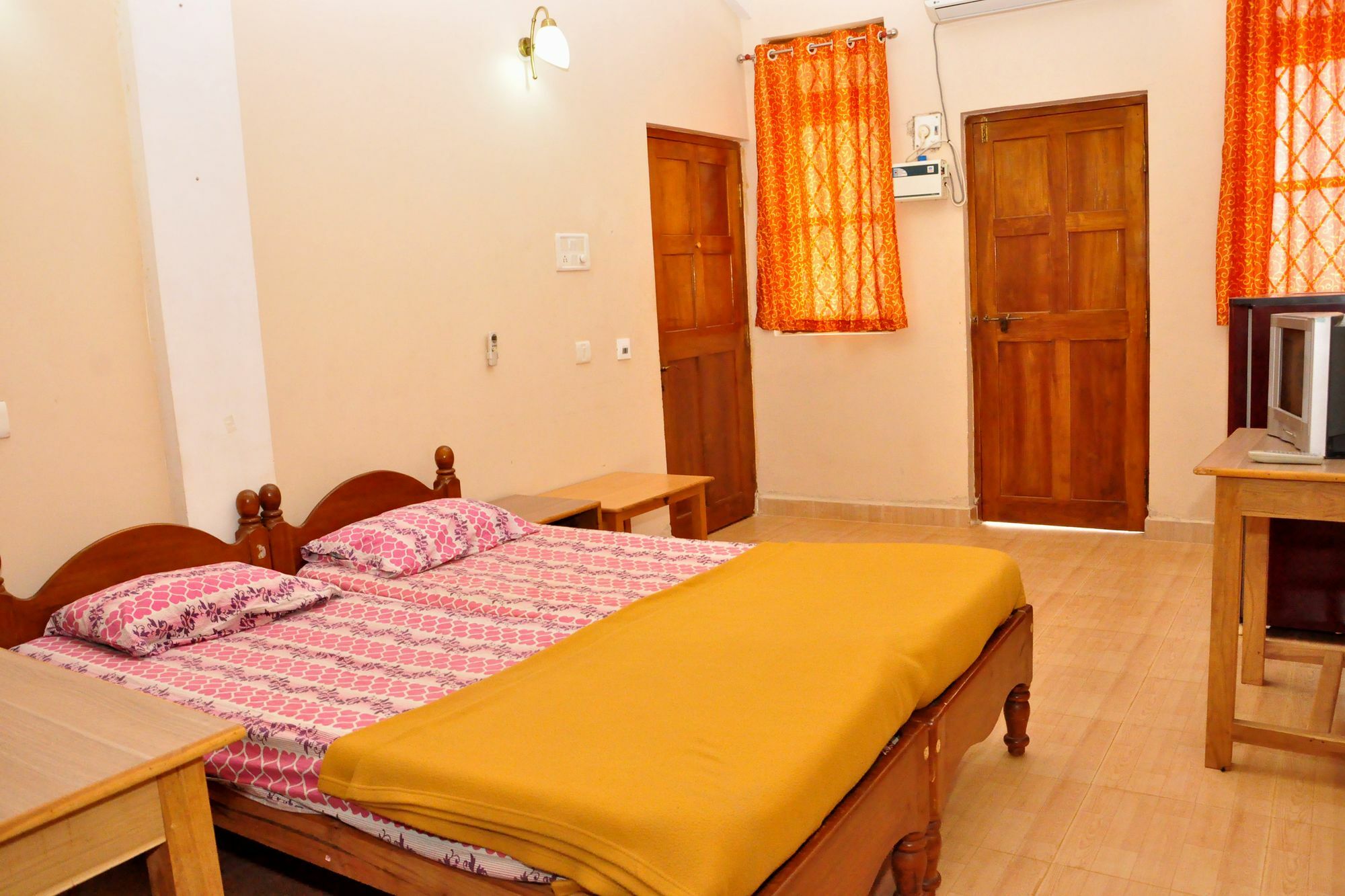 Anjuna Blue Resort Exterior foto